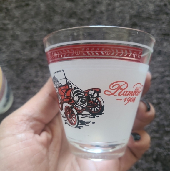 Drinkware-Vintage Car Design - Picture 6 of 12